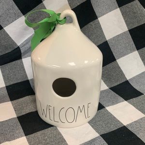 Rae Dunn Welcome birdhouse with Bee